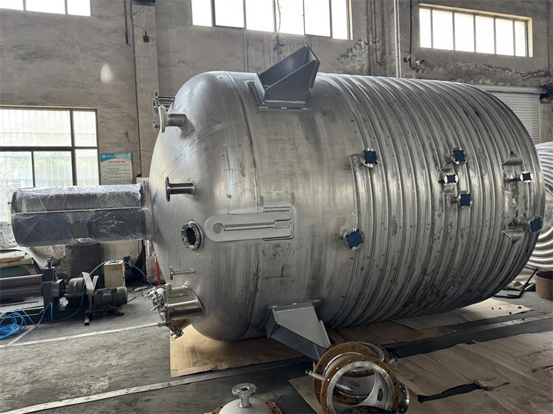 外盘管反应釜