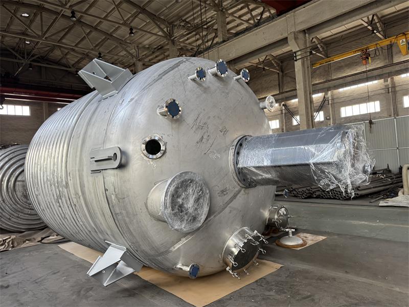外盘管反应釜