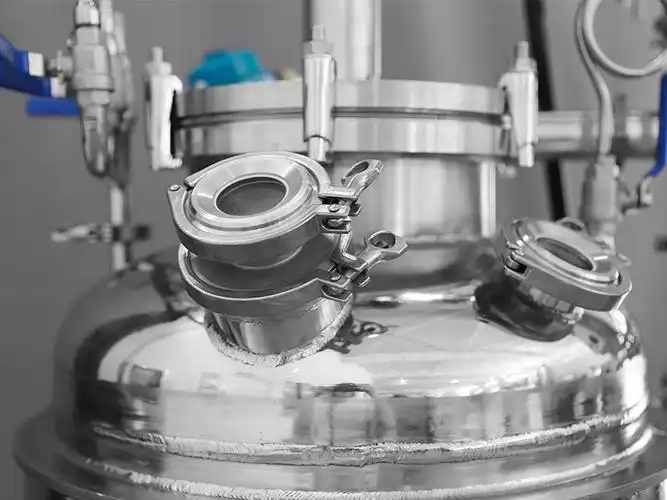 Industrial Applications, Maintenance Strategies and Technological Development Trends of Reaction Kettles